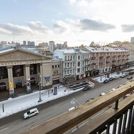 Apartment Arena City 911 Kiev Esterno foto
