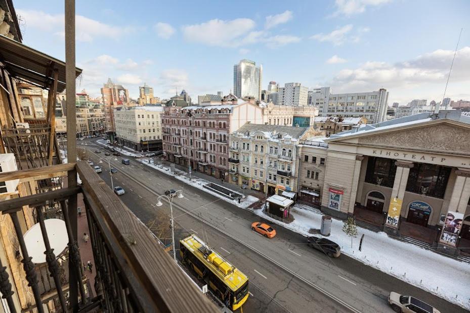 Apartment Arena City 911 Kiev Esterno foto