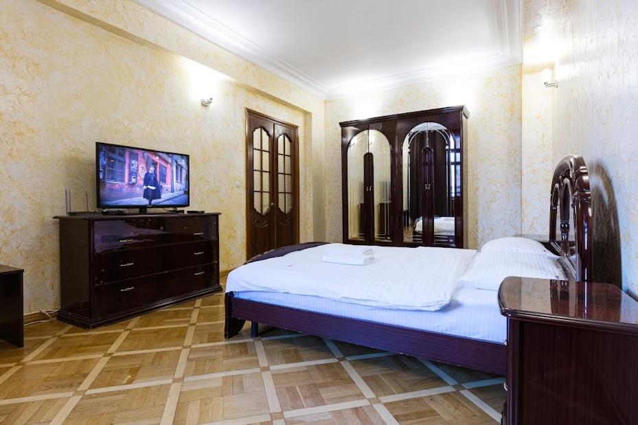 Apartment Arena City 911 Kiev Esterno foto