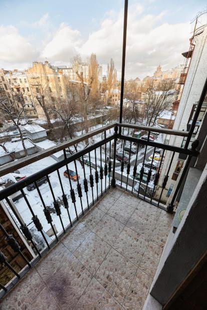 Apartment Arena City 911 Kiev Esterno foto