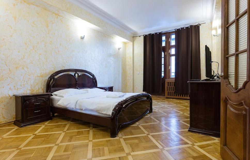 Apartment Arena City 911 Kiev Esterno foto