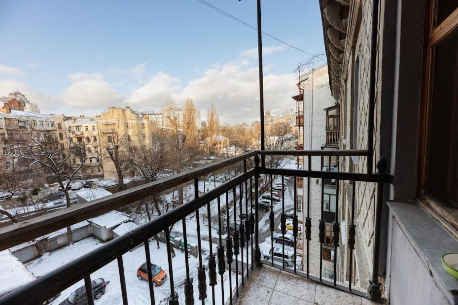 Apartment Arena City 911 Kiev Esterno foto