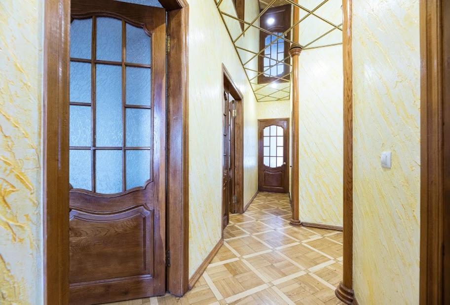 Apartment Arena City 911 Kiev Esterno foto
